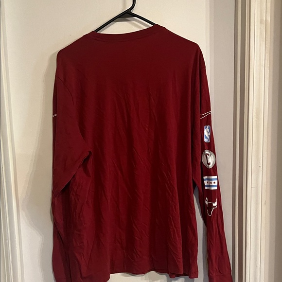 Nike Men's Maroon Graphic Long Sleeve Shirt - Picture 4 of 4